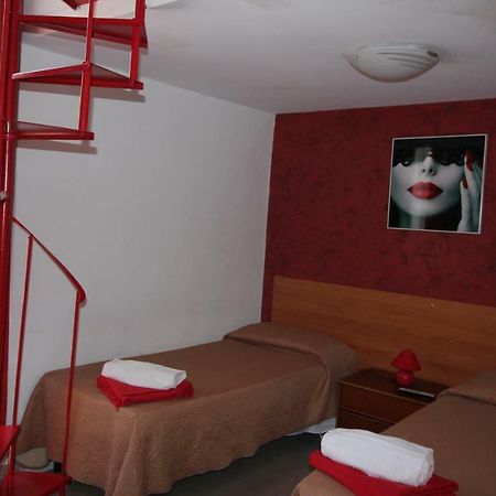 Guesthouse Paradisio Рим Екстер'єр фото